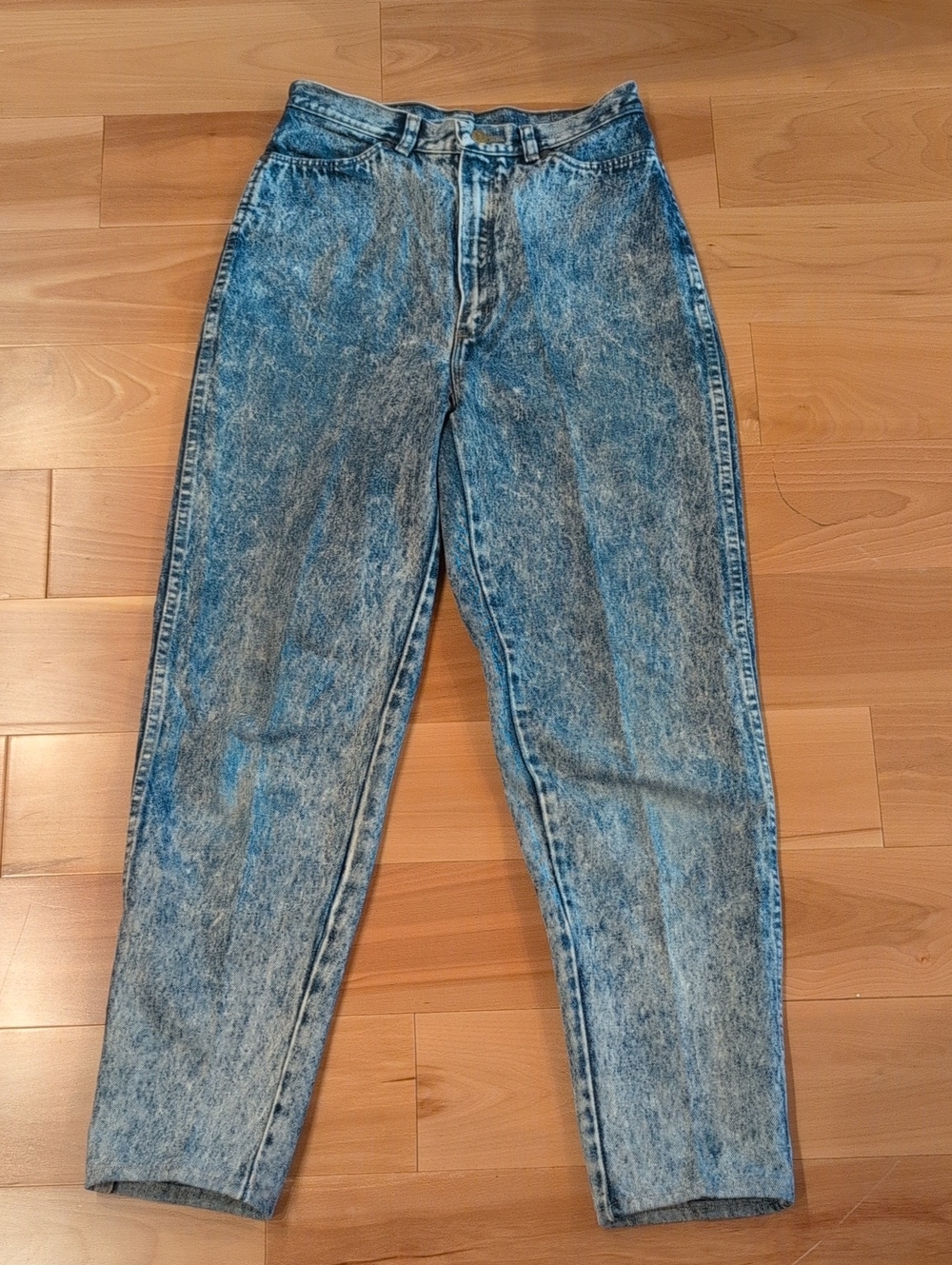Women's Calvin Klein High Rise Acid Wash Mom Jeans Vintage 80s-90s
